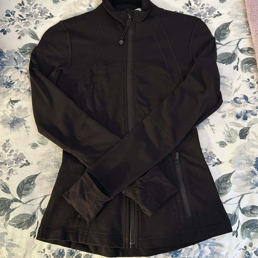 lululemon athletica Black Full-Zip Jacket
